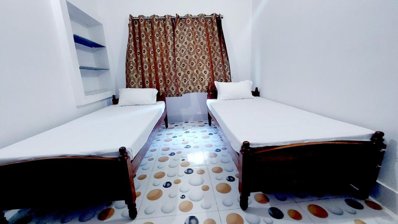 Nilam Guest House Bodh Gaya Exterior foto
